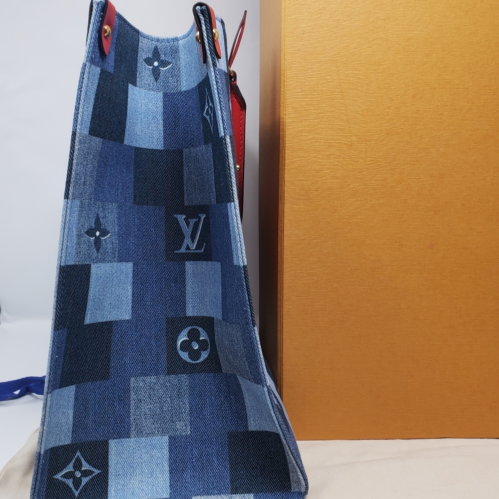 New!! Authentic Louis Vuitton ONTHEGO Tote Bag - Picture 3 of 12